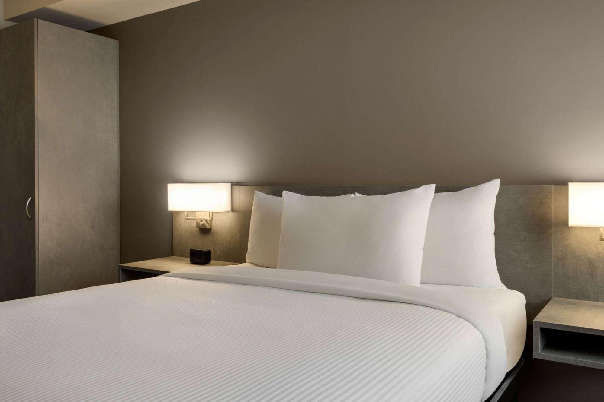 Microtel Inn & Suites By Wyndham Boisbriand Sainte-Thérèse-de-Blainville Екстериор снимка