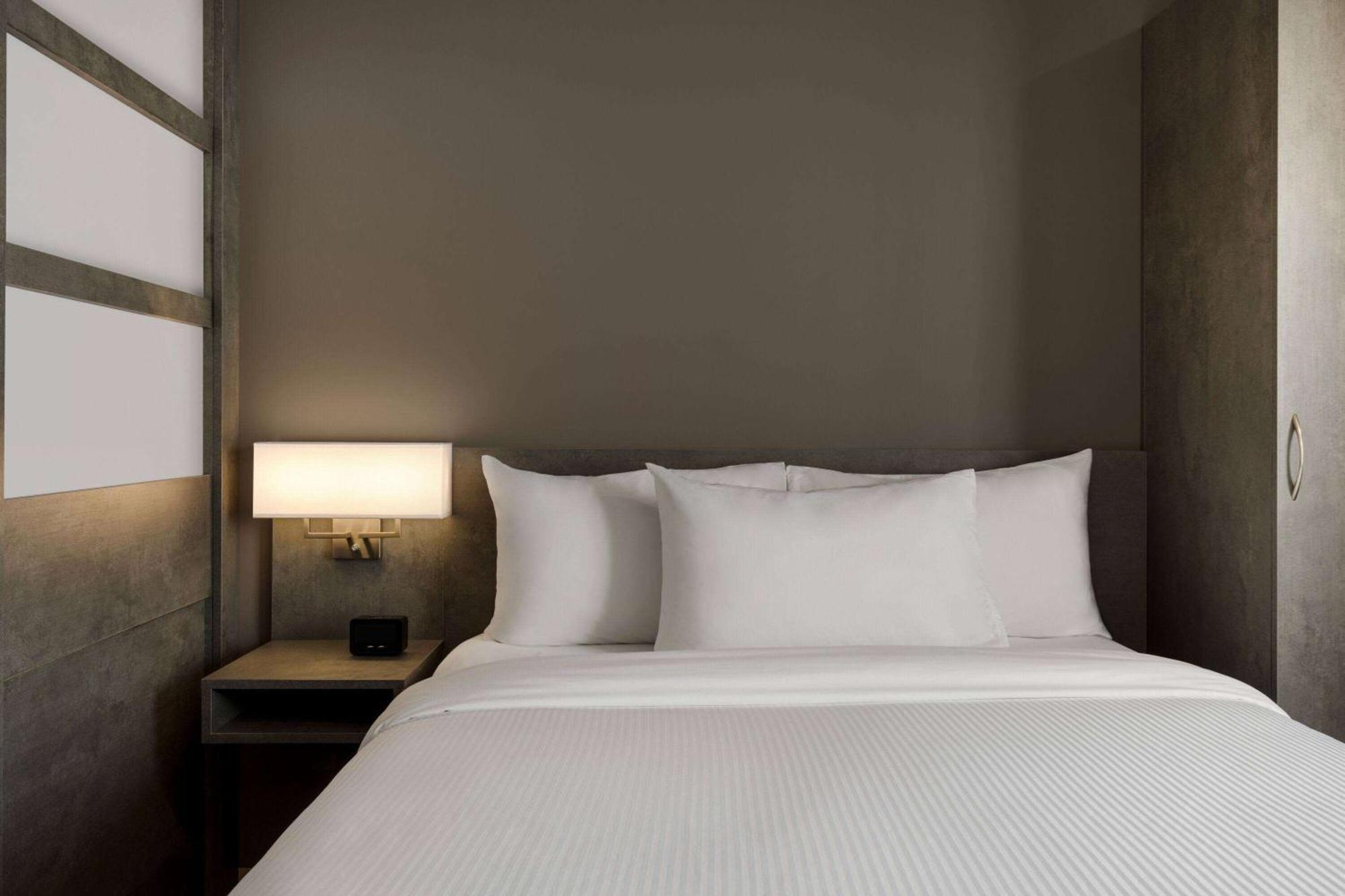 Microtel Inn & Suites By Wyndham Boisbriand Sainte-Thérèse-de-Blainville Екстериор снимка